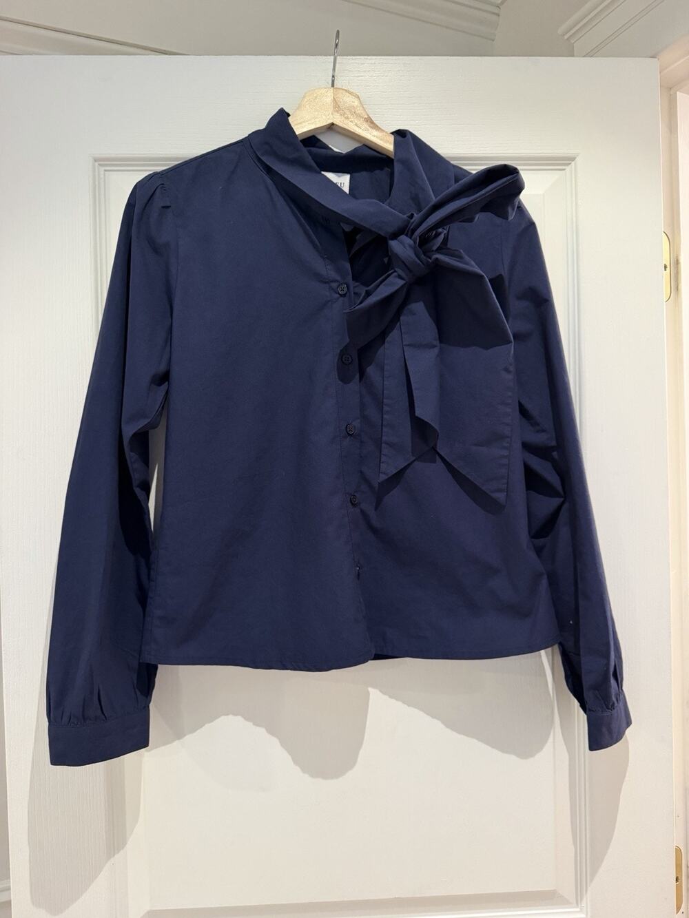 Navybleu Womens S Navy Blue Tie Neck Bow Blouse Button Front Long Sleeve NWOT